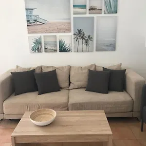 https://casa-dylan.in-canary-islands.com